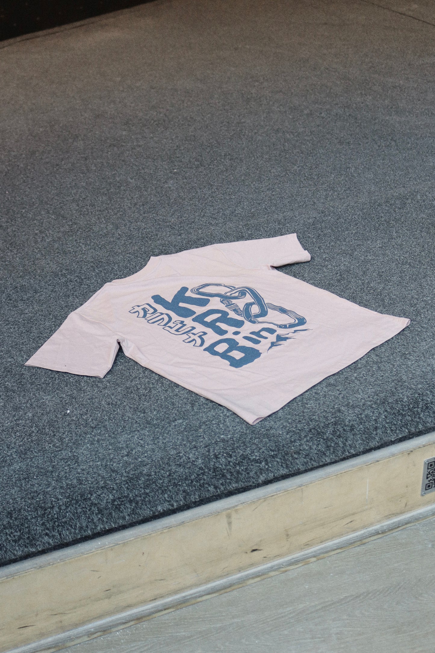 T-shirt KARABINA — Rose